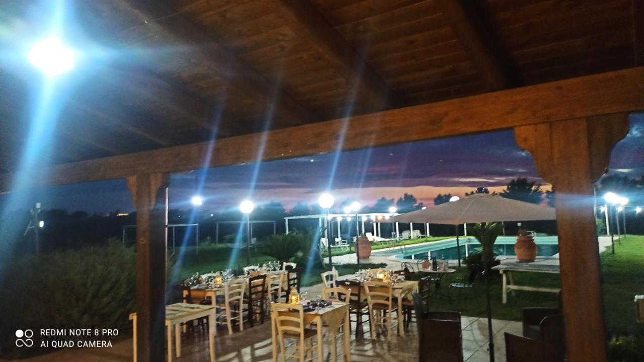 Agriturismo L' Annunziata Lizzano  Exteriör bild