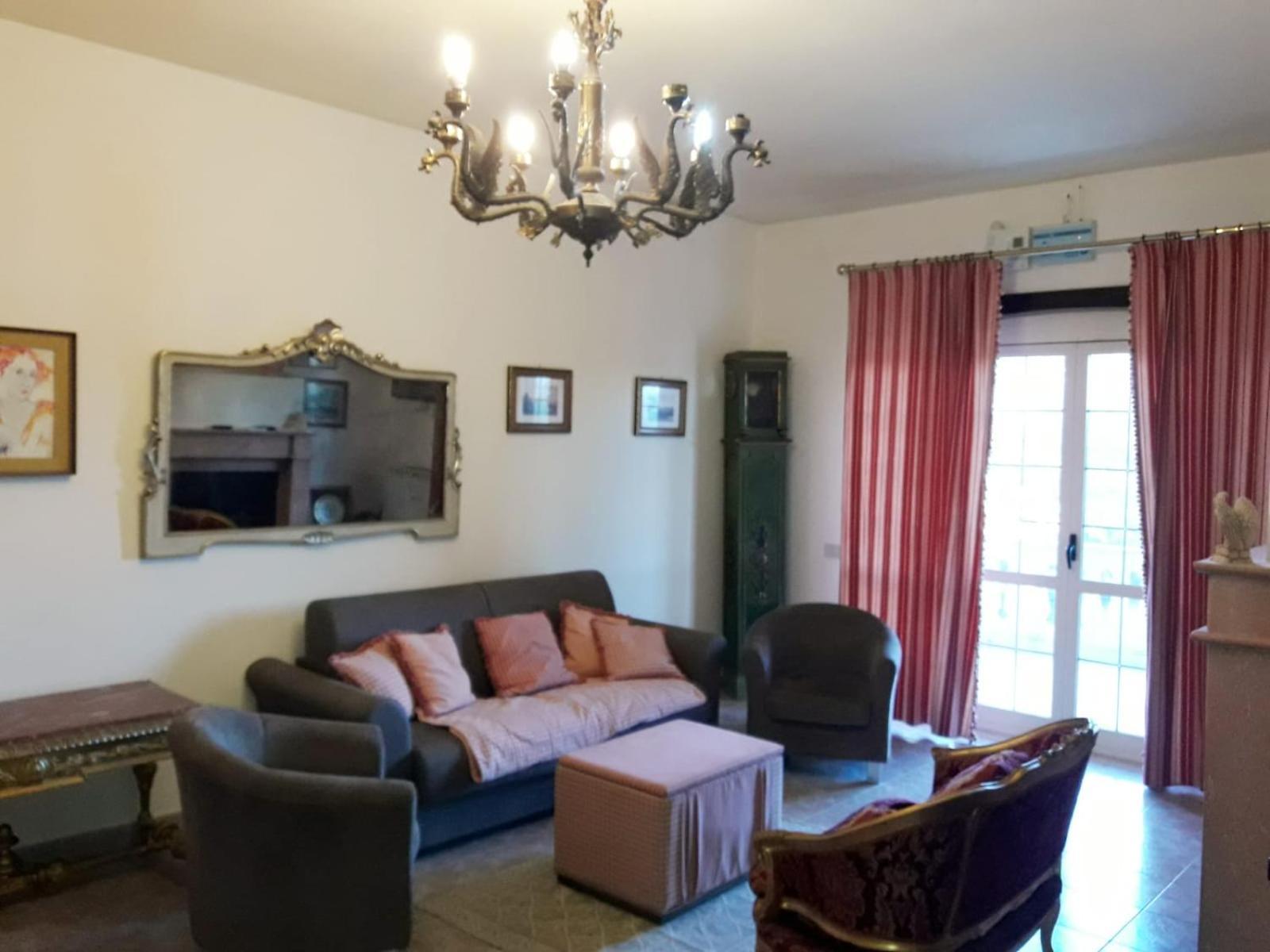 Agriturismo L' Annunziata Lizzano  Rum bild
