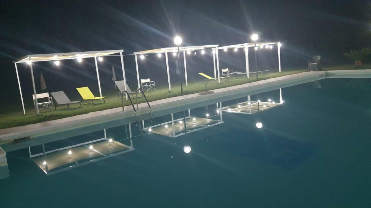 Agriturismo L' Annunziata Lizzano  Exteriör bild