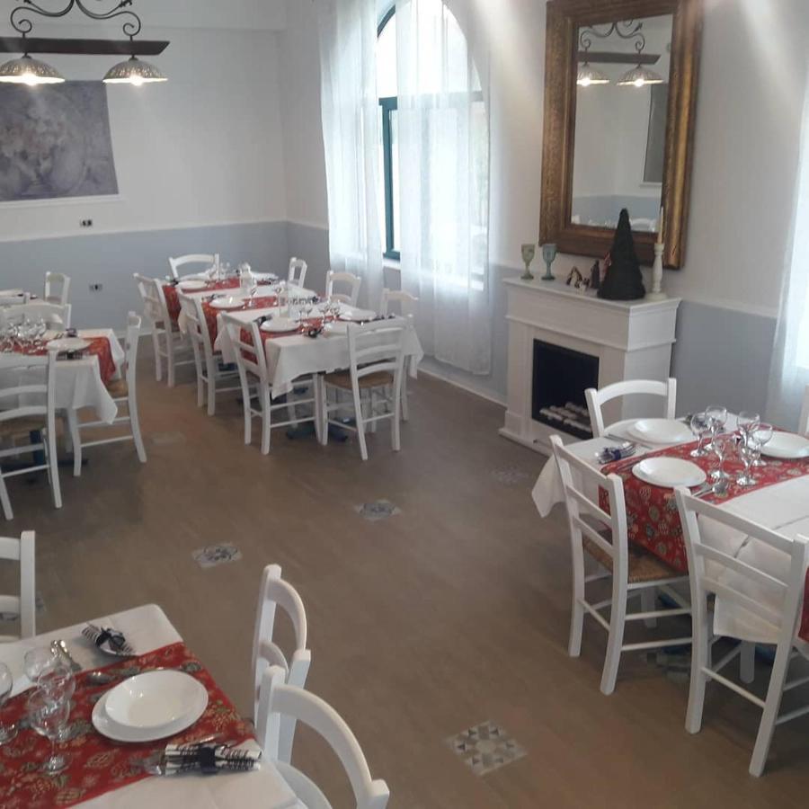 Agriturismo L' Annunziata Lizzano  Exteriör bild